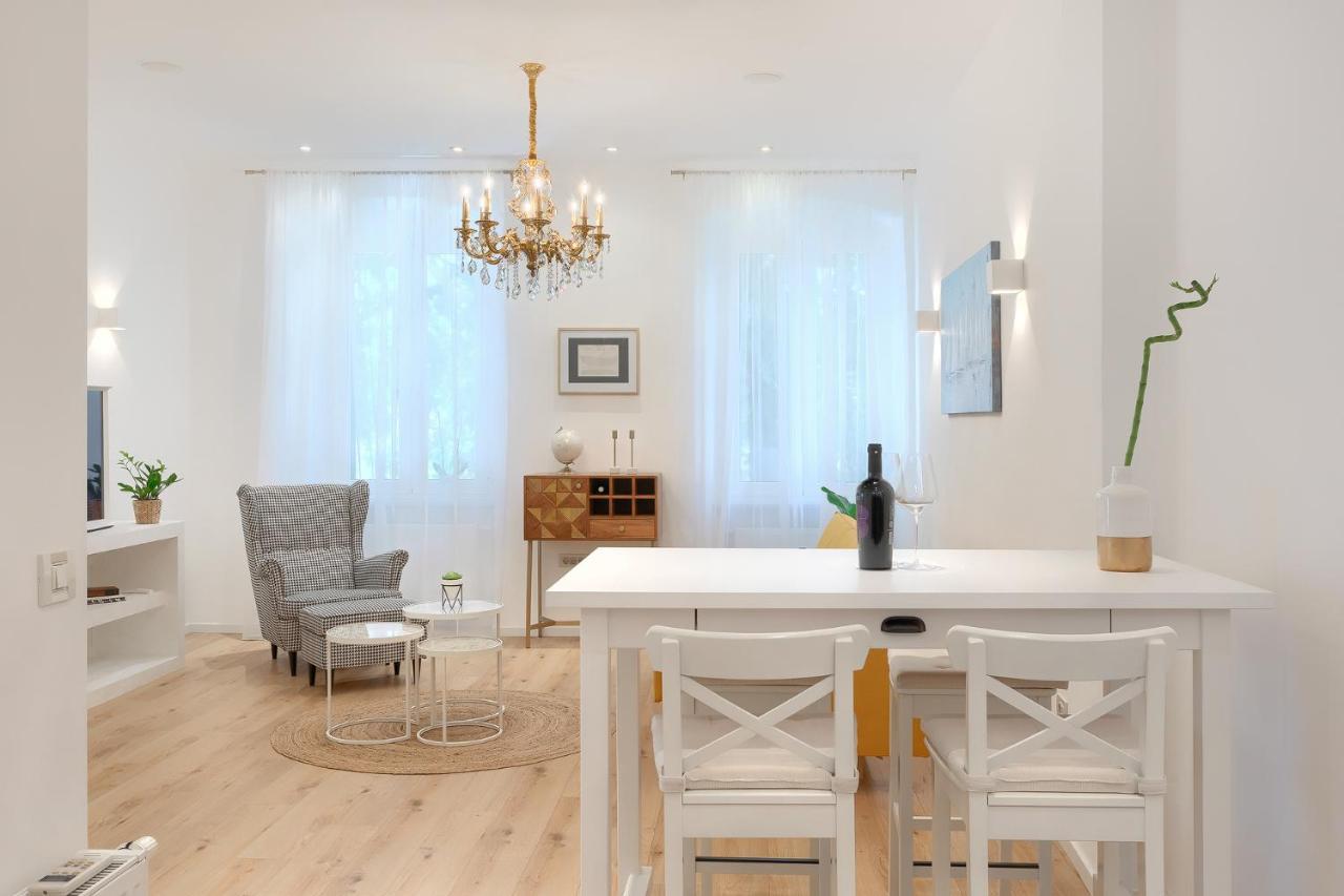 Calafati Apartment With Free Private Parking Rijeka Ngoại thất bức ảnh