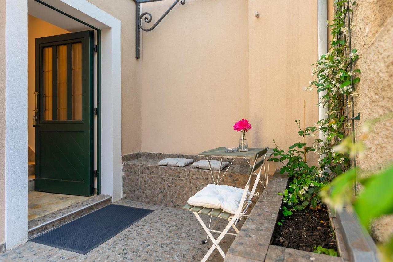 Calafati Apartment With Free Private Parking Rijeka Ngoại thất bức ảnh